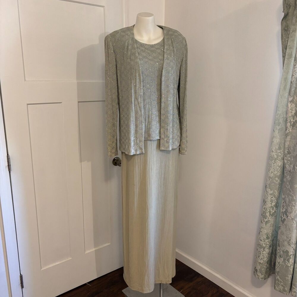 Alex Evenings size 12 Sparkly Mother of the Bride Spring Green Dress and Sweater